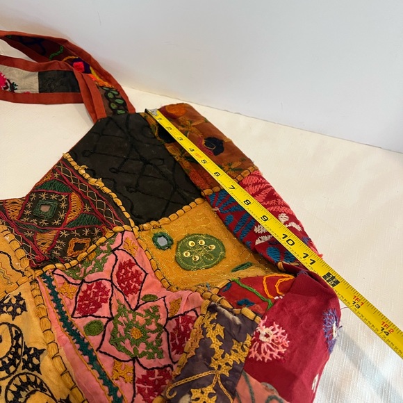 Patchwork Boho Chic Shoulder Sling Hobo Bag - Picture 7 of 10